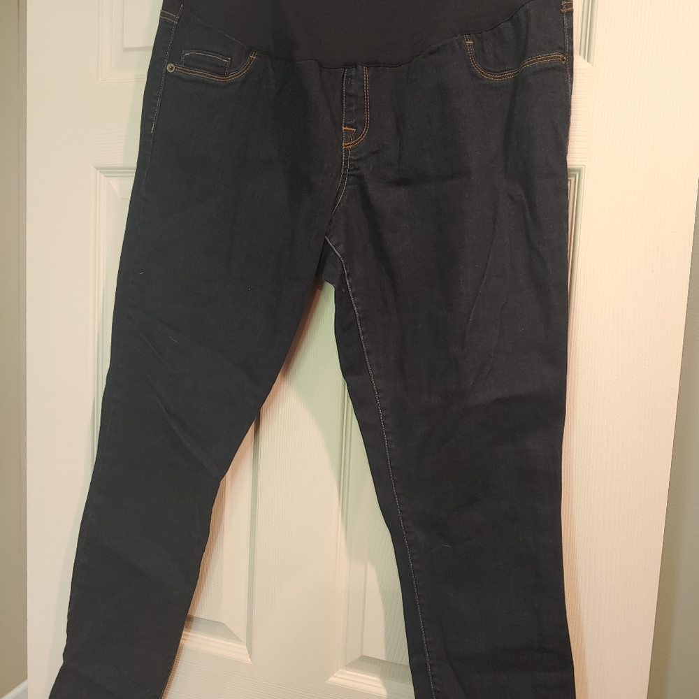 Liz Lange XL Maternity Jegging